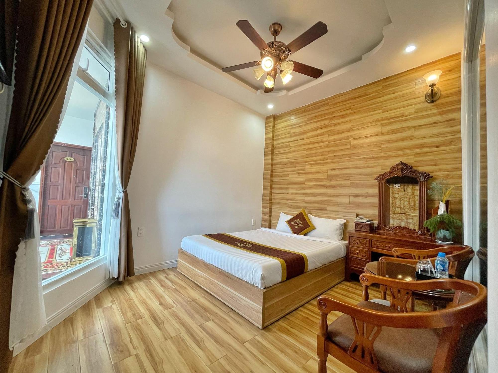 Thanh Thuy Hotel Dalat Luaran gambar